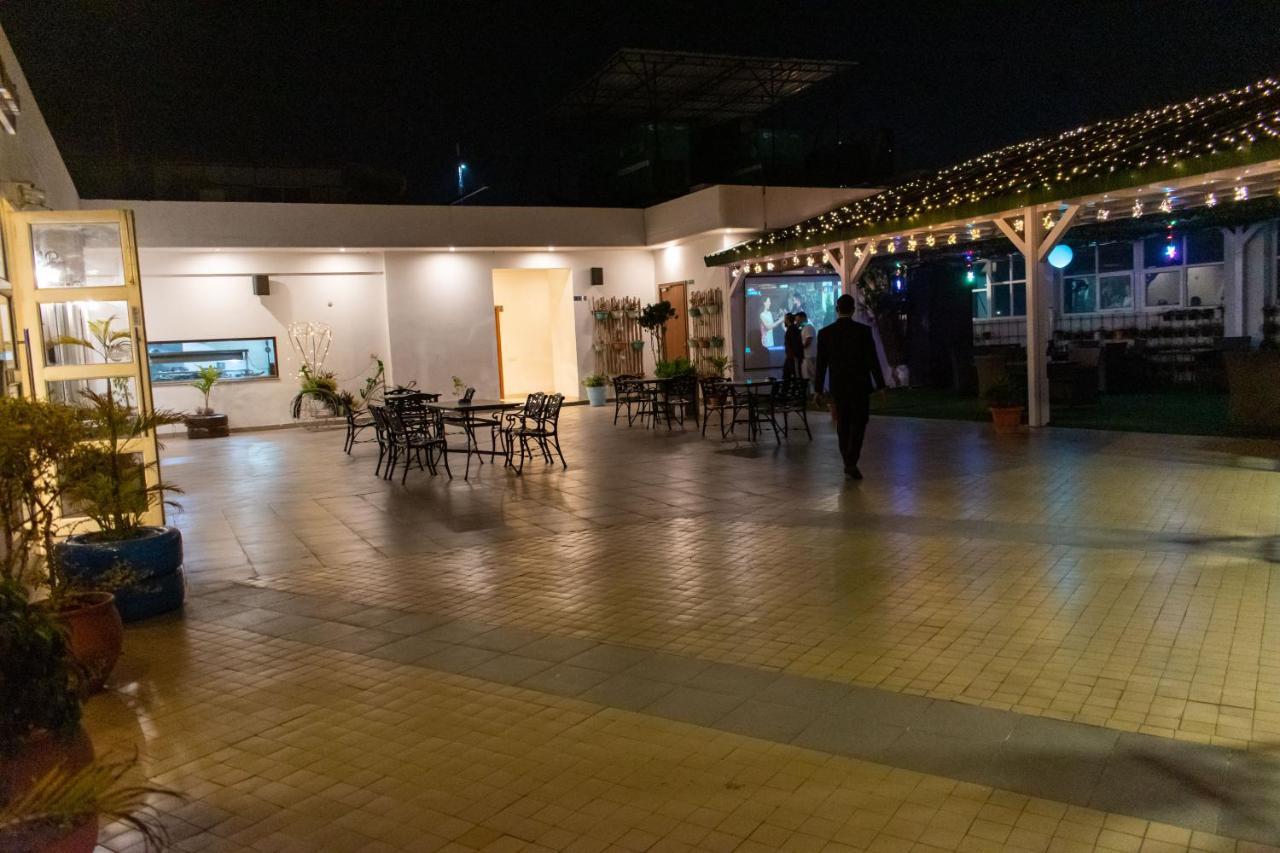 Grand Hotel Nawanshahr Nawashahr Ngoại thất bức ảnh