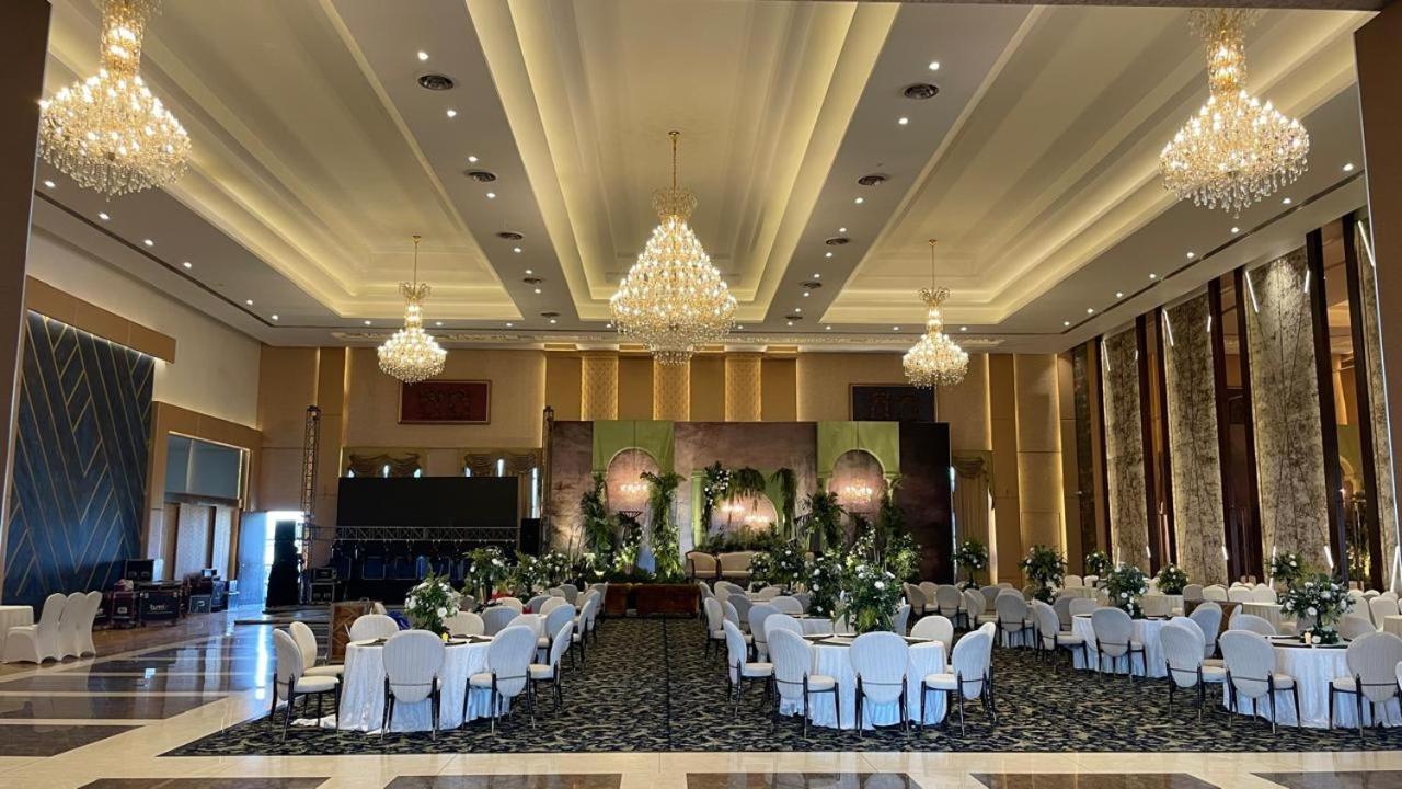 Grand Hotel Nawanshahr Nawashahr Ngoại thất bức ảnh
