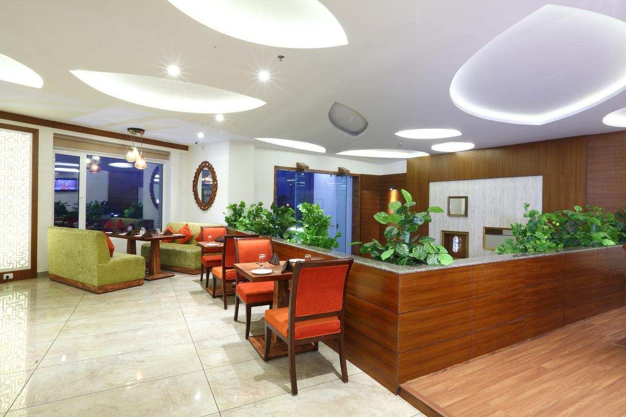 Grand Hotel Nawanshahr Nawashahr Ngoại thất bức ảnh