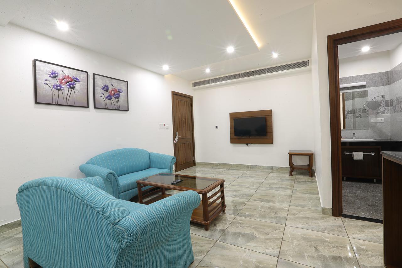 Grand Hotel Nawanshahr Nawashahr Ngoại thất bức ảnh