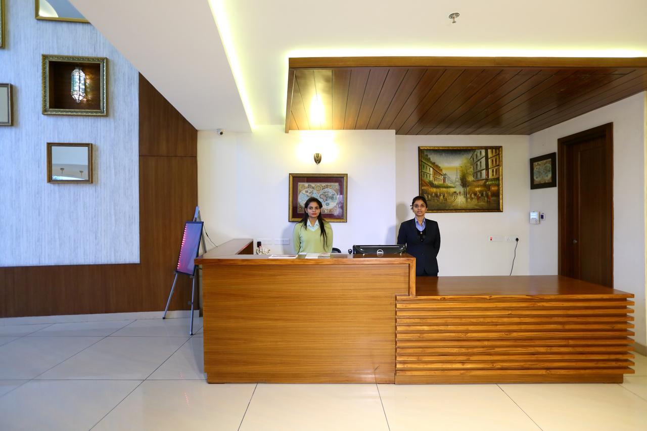 Grand Hotel Nawanshahr Nawashahr Ngoại thất bức ảnh