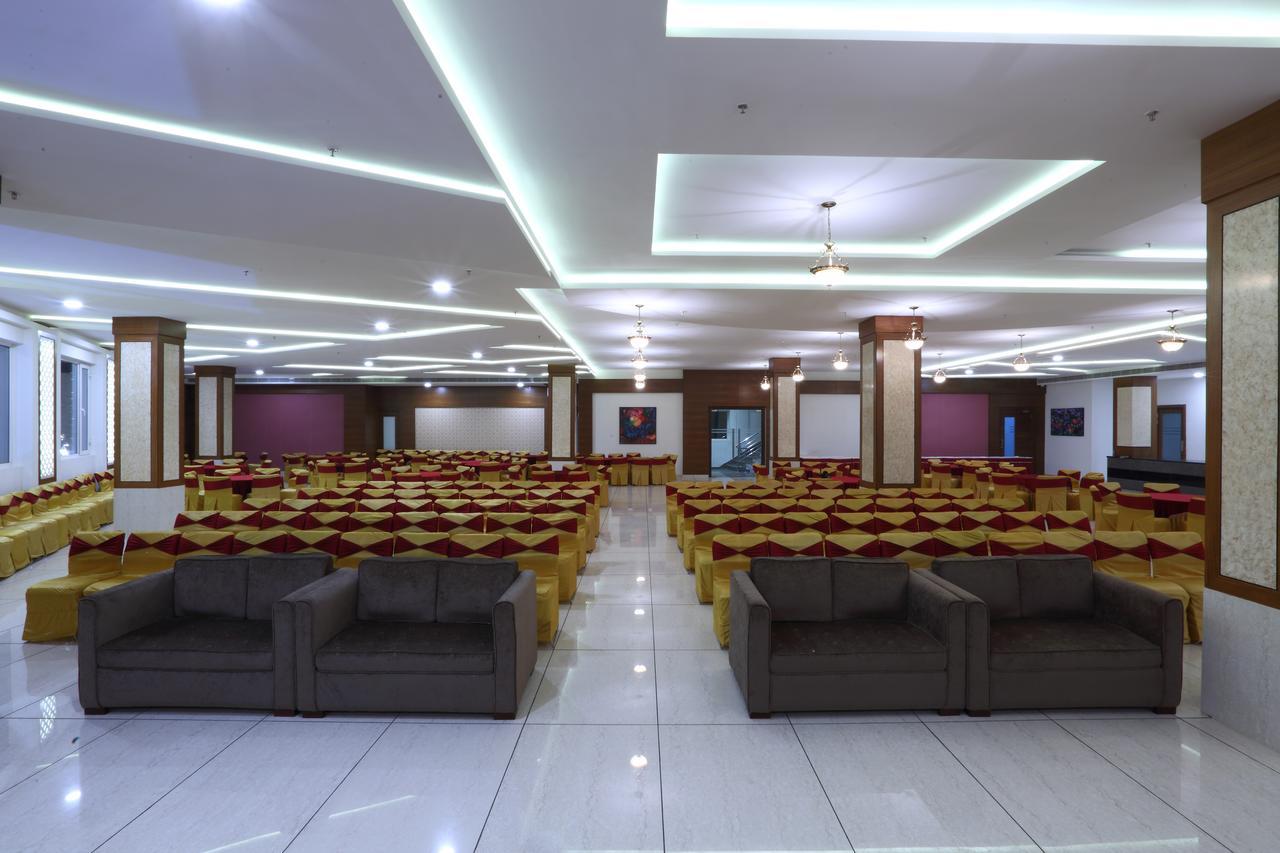 Grand Hotel Nawanshahr Nawashahr Ngoại thất bức ảnh