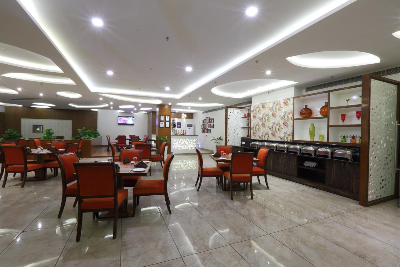 Grand Hotel Nawanshahr Nawashahr Ngoại thất bức ảnh