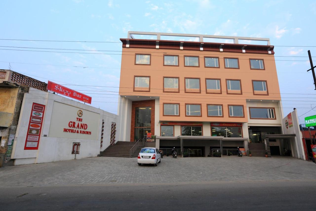 Grand Hotel Nawanshahr Nawashahr Ngoại thất bức ảnh