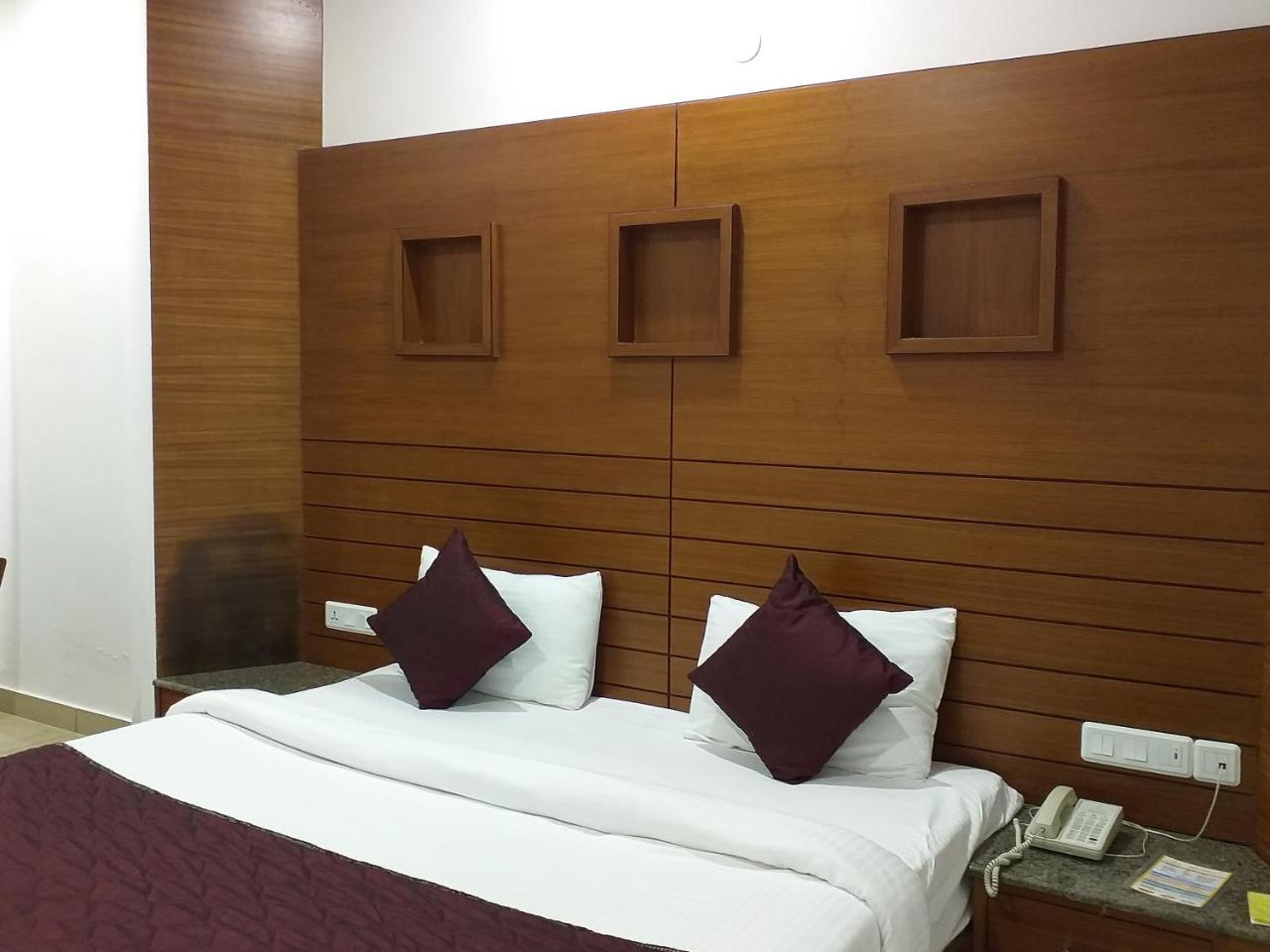 Grand Hotel Nawanshahr Nawashahr Ngoại thất bức ảnh